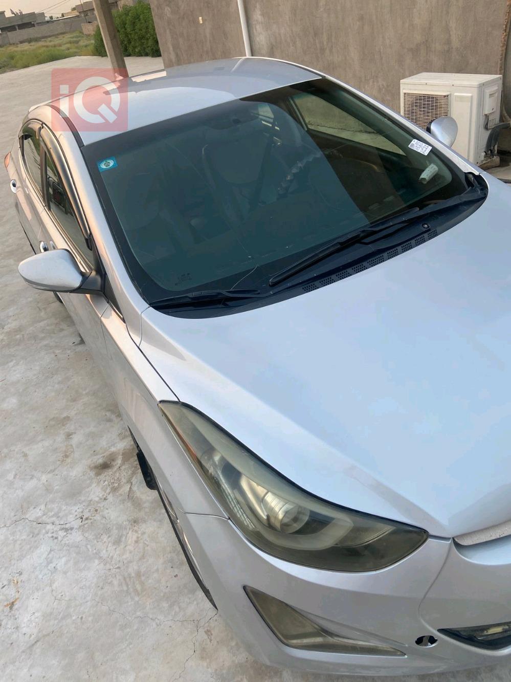 هیوندای ئەلەنترا